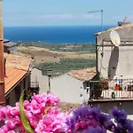 Bed & Breakfast Al Vico Art