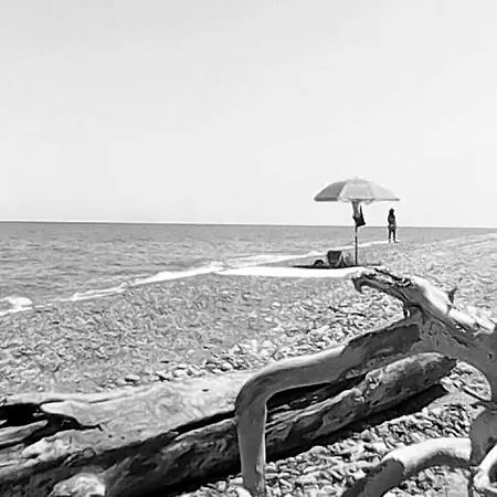 Al Vico Art Bed & Breakfast 3*
